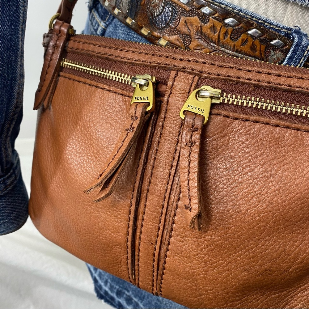 Vintage Fossil Erin Cognac Caramel Brown Pebbled Leather Top Zip Crossbody Bag - Picture 9 of 16